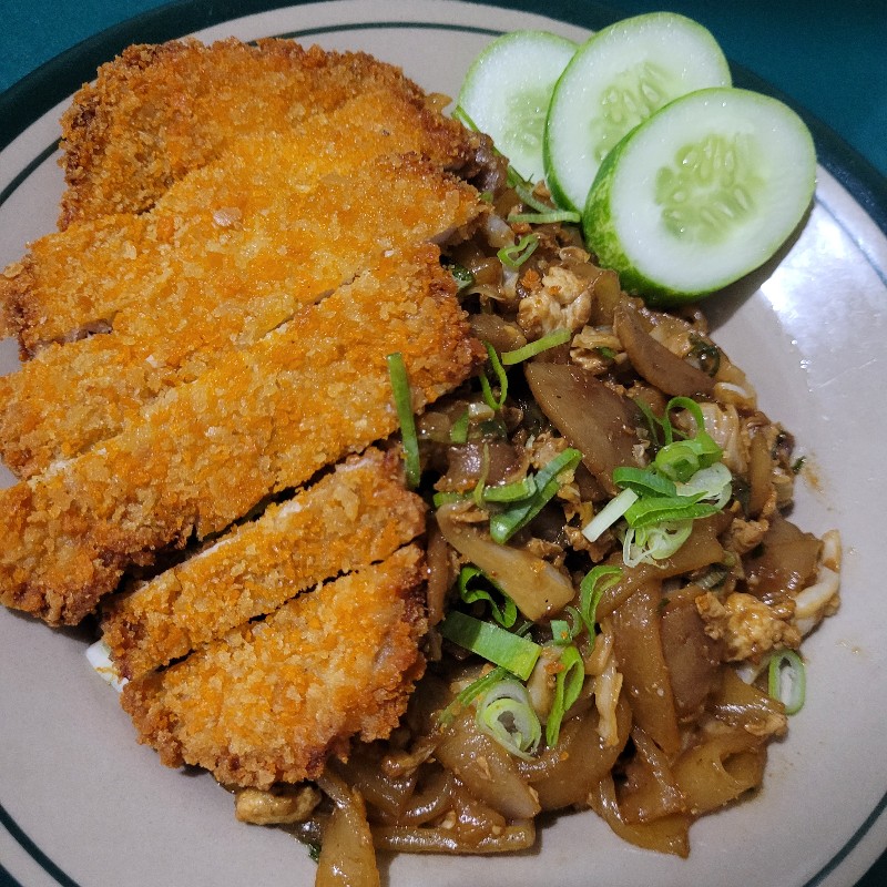 Kwetiau Katsu