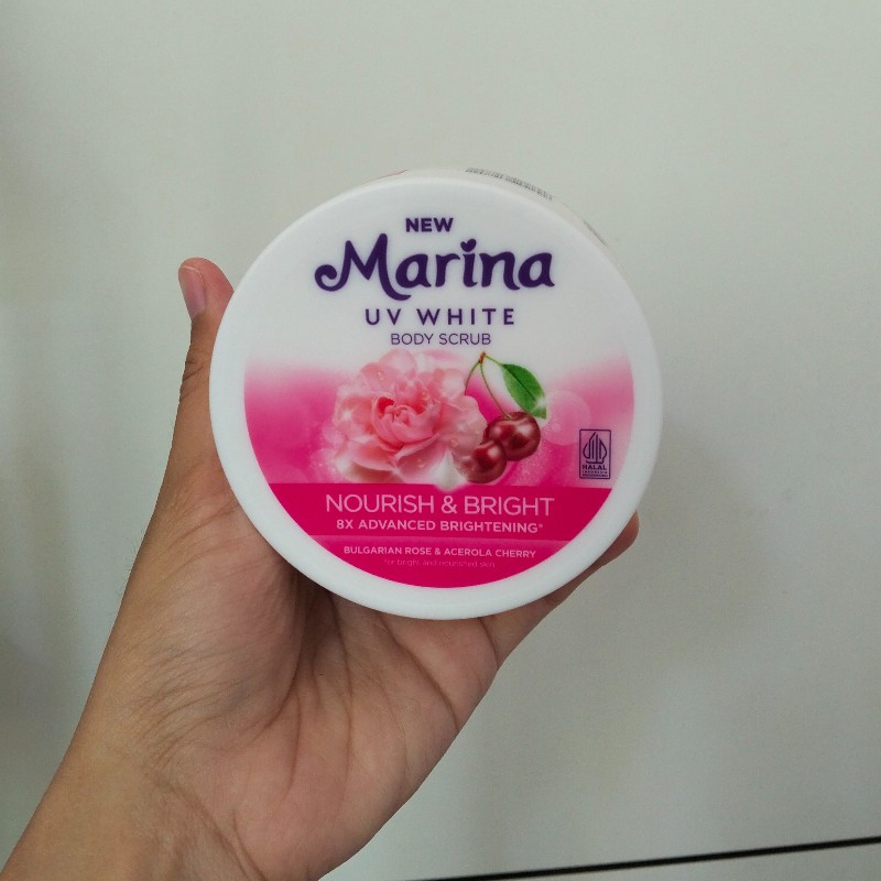Marina UV WHITE Body Scrub Nourish & Bright