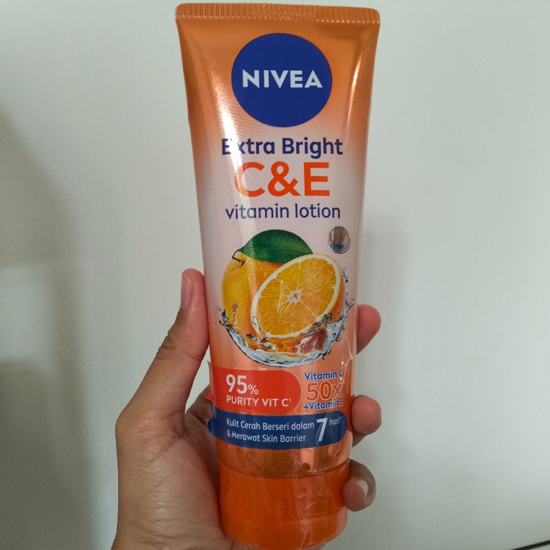NIVEA Extra Bright C&E Vitamin Lotion